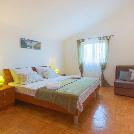 Apartments Mario Biograd Na Moru Exterior photo