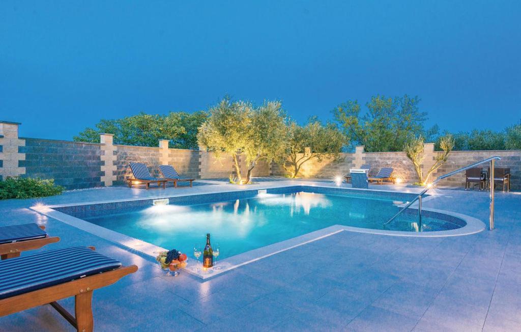 Apartments Mario Biograd Na Moru Exterior photo