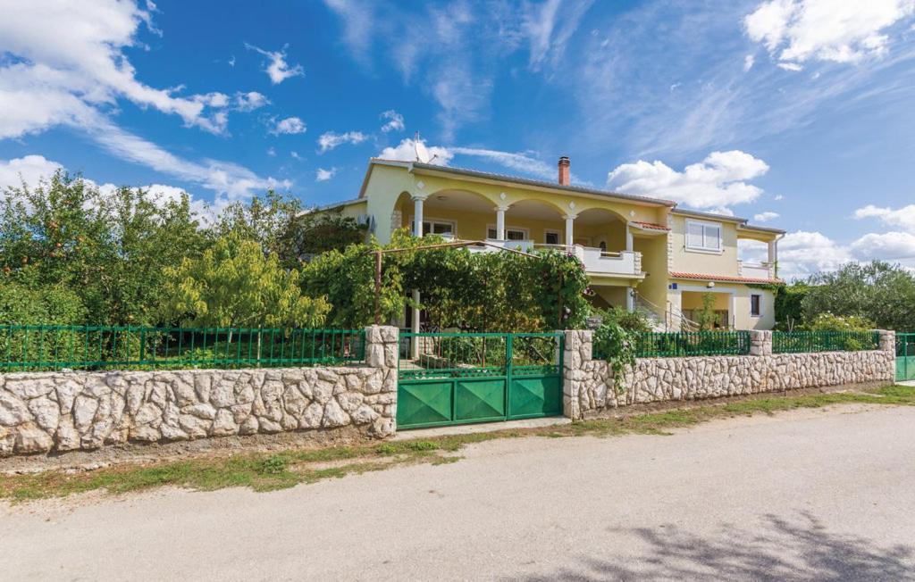 Apartments Mario Biograd Na Moru Exterior photo